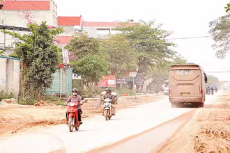 Tuyến ÐT.291 thuộc huyện Sơn Ðộng, tỉnh Bắc Giang.
