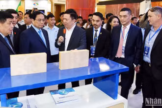 Thủ tướng dự Lễ khánh thành Trung tâm Đổi mới sáng tạo quốc gia