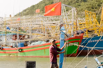 Thời gian qua, nhiều tàu cá ở Bình Ðịnh bị mất kết nối hành trình cho nên việc vươn khơi, bám biển gặp khó khăn.