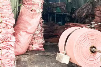 Cơ sở sản xuất bao bì nhựa không tên tại địa chỉ số 255-257 đường Trịnh Quang Nghị (Phường 7, Quận 8).
