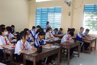 Lớp học của học sinh Khmer tại huyện Tri Tôn, tỉnh An Giang. (Ảnh TRẦN DŨNG)