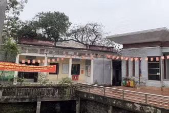 Nhà thư viện thôn được mượn làm địa điểm dạy học cho Trường mầm non Vân Côn C, xã Vân Côn, huyện Hoài Đức, thành phố Hà Nội.