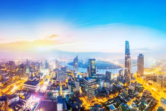 Thành phố Hồ Chí Minh ngày càng phát triển, hiện đại. (Ảnh NGUYỄN VĂN HẢI)