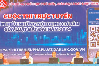 Các thí sinh dự thi trong ngày phát động cuộc thi. 