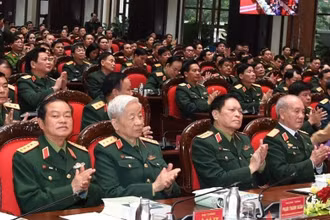 Các đại biểu dự Hội thảo kỷ niệm 50 năm chiến thắng “Hà Nội - Điện Biên Phủ trên không”. (Ảnh: Phú Sơn)