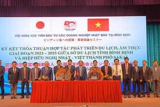 Ký kết thỏa thuận hợp tác phát triển du lịch, ẩm thực giai đoạn 2023-2025 giữa Sở Du lịch tỉnh Bình Định và Hội Hữu nghị Nhật-Việt thành phố Sakai.