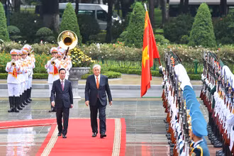 [Ảnh] Chủ tịch nước Võ Văn Thưởng đón, hội đàm với Tổng thống Cộng hòa Kazakhstan