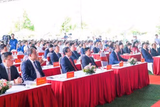 Chủ tịch nước Nguyễn Xuân Phúc và các đồng chí lãnh đạo, nguyên lãnh đạo Đảng, Nhà nước dự Lễ kỷ niệm 120 năm Ngày sinh Tổng Bí thư Lê Hồng Phong.
