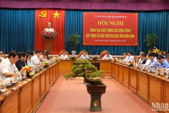 Quang cảnh hội nghị tìm giải pháp nâng cao chất lượng các công trình xây dựng cơ bản trên địa bàn tỉnh Bình Định.