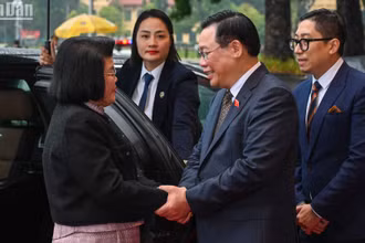 [Ảnh] Chủ tịch Quốc hội Vương Đình Huệ hội đàm với Chủ tịch Quốc hội Campuchia Samdech Khuon Sudary