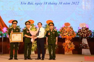 Hội Cựu chiến binh tỉnh Yên Bái đón nhận Huân chương Độc lập hạng Ba. 