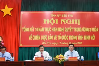 Lãnh đạo chủ trì Hội nghị tổng kết 10 năm thực hiện Nghị quyết Trung ương 8 khóa XI về chiến lực bảo vệ Tổ quốc trong tình hình mới. 