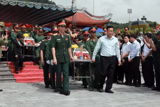 Tỉnh Hà Giang tổ chức truy điệu và an táng hài cốt liệt sĩ tại Nghĩa trang Liệt sĩ Vị Xuyên.