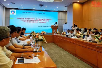 Quang cảnh Hội thảo khoa học quốc gia "Nghị quyết 18/NQ-TW/2022 và những vấn đề đặt ra trong sửa đổi Luật Đất đai".
