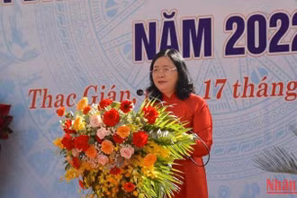 Bí thư Trung ương Đảng, Trưởng Ban Dân vận Trung ương Bùi Thị Minh Hoài phát biểu chỉ đạo tại Ngày hội. 