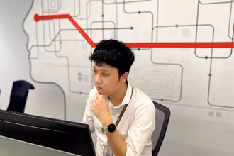 Anh Nguyễn Hồng Đăng.