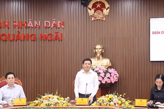 Bộ trưởng Công thương Nguyễn Hồng Diên phát biểu tại buổi làm việc.