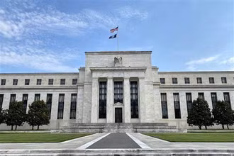 Trụ sở Cục Dự trữ Liên bang Mỹ (Fed) tại Washington DC. (Ảnh: AFP/TTXVN)