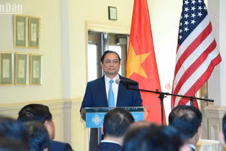 Thủ tướng Phạm Minh Chính phát biểu ý kiến tại buổi đến thăm Trường Đại học Tổng hợp San Francisco (USF).