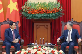 Tổng Bí thư Tô Lâm tiếp Đoàn đại biểu cấp cao Đảng Nhân dân Campuchia. Ảnh: Thống Nhất – TTXVN