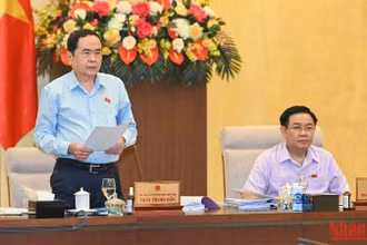 Phó Chủ tịch Thường trực Quốc hội Trần Thanh Mẫn điều hành nội dung phiên họp. (Ảnh: Duy Linh)