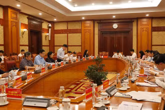 Quang cảnh hội nghị giao ban.