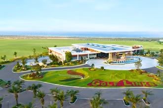 Nhà điều hành sân KN Golf Links.