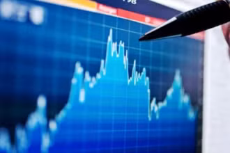 Bứt phá, VN-Index tăng gần 20 điểm 
