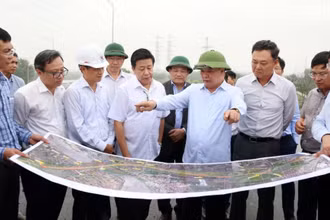 "Sự hài lòng của người dân, doanh nghiệp là thước đo năng lực lãnh đạo"