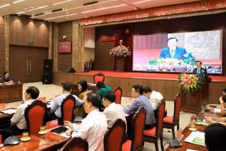 Bí thư Thành ủy Hà Nội Đinh Tiến Dũng phát biểu tại cuộc đối thoại với nông dân Thủ đô, sáng 27/9.