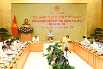[Ảnh] Thủ tướng chủ trì Hội nghị toàn quốc về sắp xếp đơn vị hành chính cấp huyện, cấp xã 