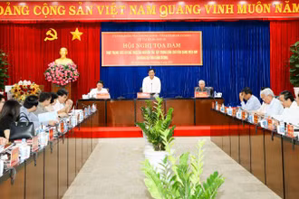 Toàn cảnh hội nghị tọa đàm.