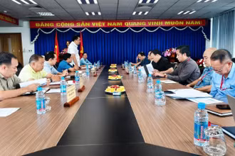 Toàn cảnh buổi làm việc.