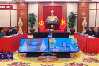 Tổng Bí thư điện đàm với Chủ tịch CPP, Thủ tướng Campuchia
