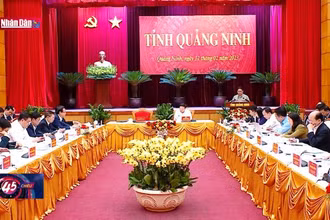 Thủ tướng làm việc với lãnh đạo chủ chốt tỉnh Quảng Ninh