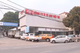 Tình trạng quá tải tại trung tâm đăng kiểm xe cơ giới 19-01V.