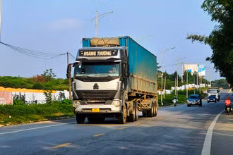 Phương tiện tham gia giao thông trên đường Hồ Chí Minh, đoạn qua tỉnh Thanh Hóa.
