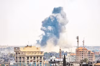 Lực lượng Phòng vệ Israel tiến hành các vụ không kích dải Gaza.