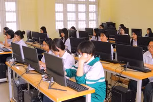 [Video] Chuẩn bị thí điểm thi tốt nghiệp THPT trên máy tính từ năm 2027