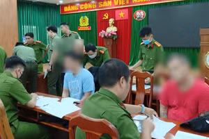 [Video] TP Hồ Chí Minh tiếp nhận 47 công dân Việt Nam bị Hoa Kỳ trục xuất về nước