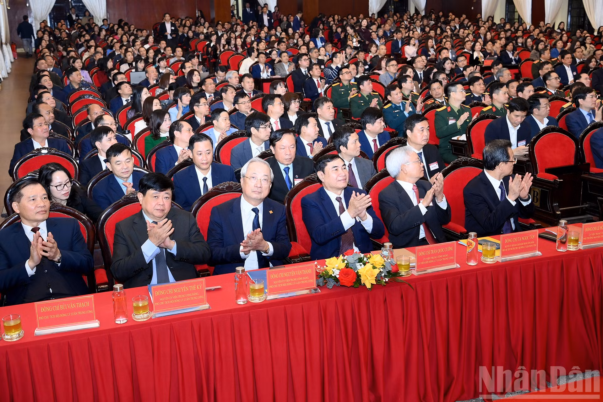 ndo_br_a9-bnd-5774.jpg