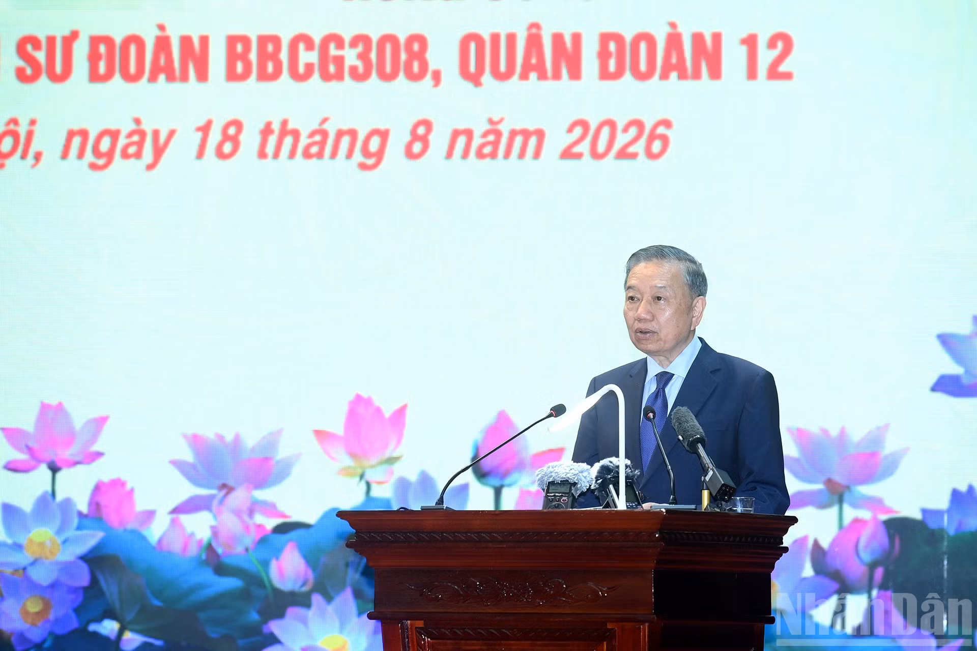 ndo_br_a5-bnd-7459.jpg