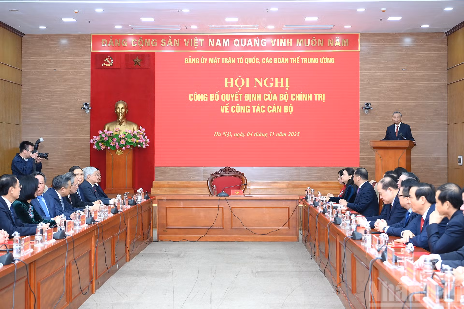 ndo_br_a3-bnd-5450.jpg