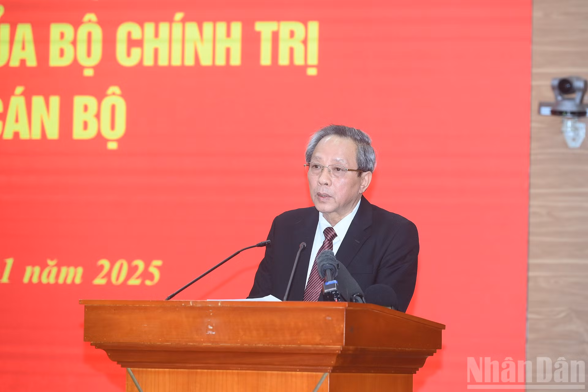 ndo_br_a9-bnd-5419.jpg