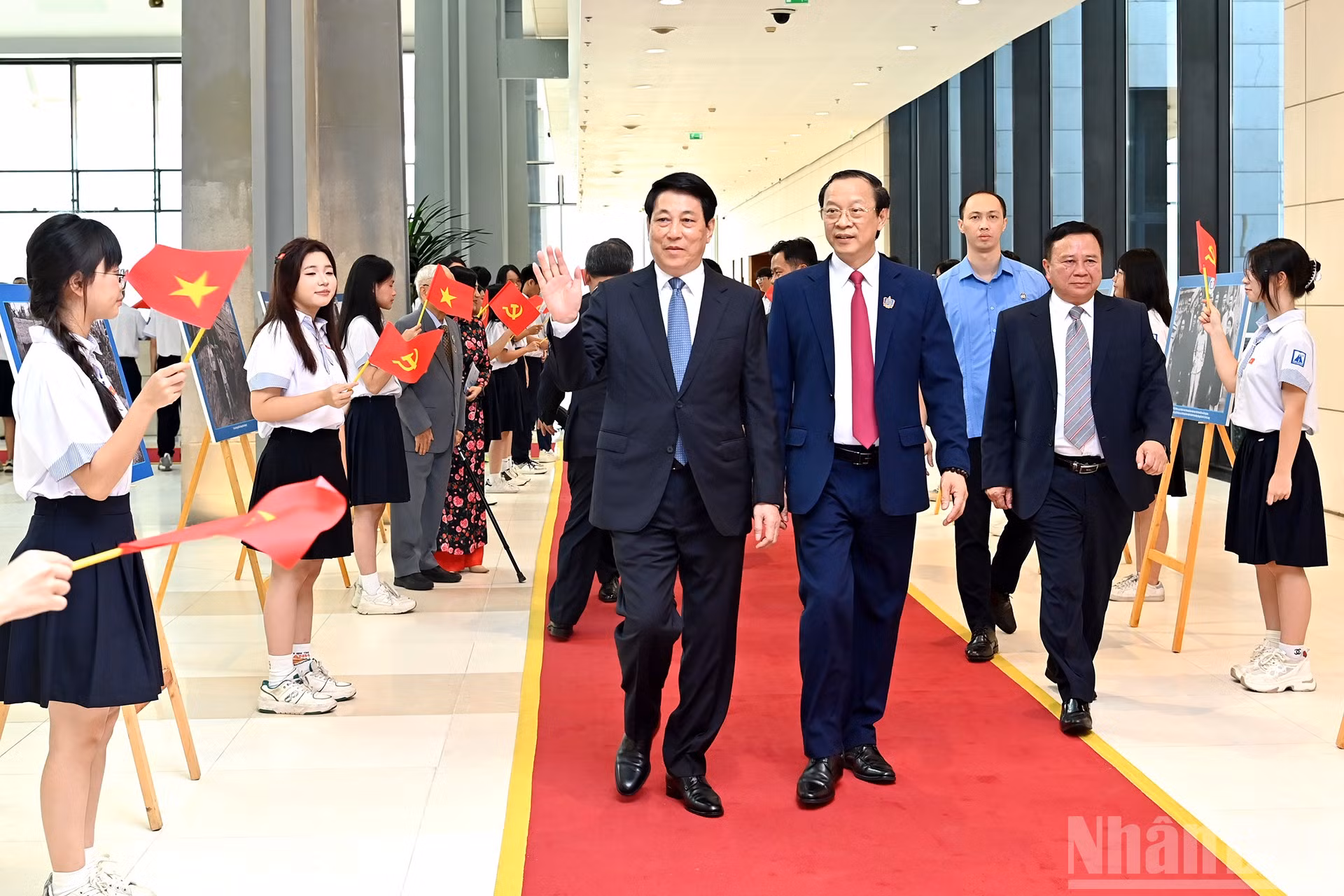 ndo_br_a4-bnd-2277.jpg