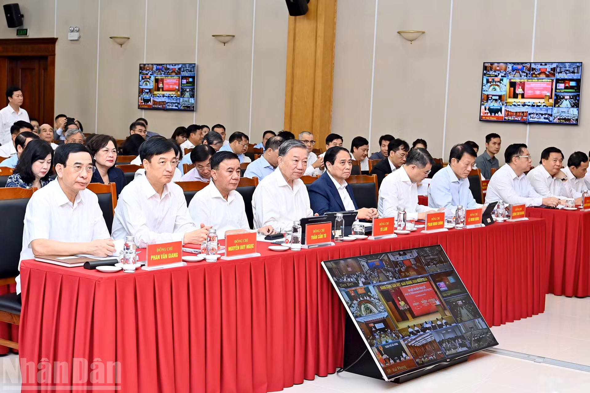 ndo_bl_a1-bnd-1145.jpg