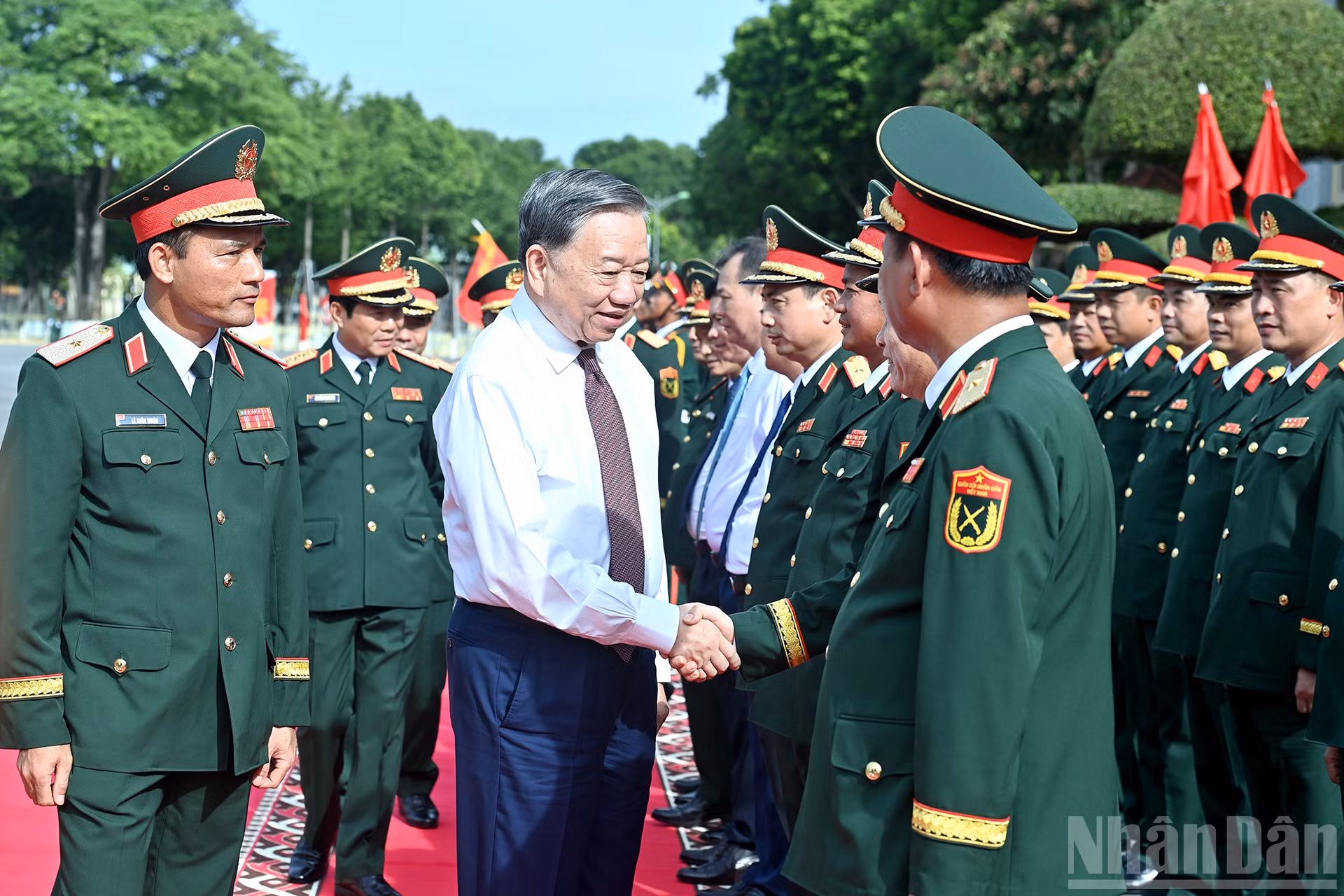 ndo_br_a4-bnd-7559.jpg