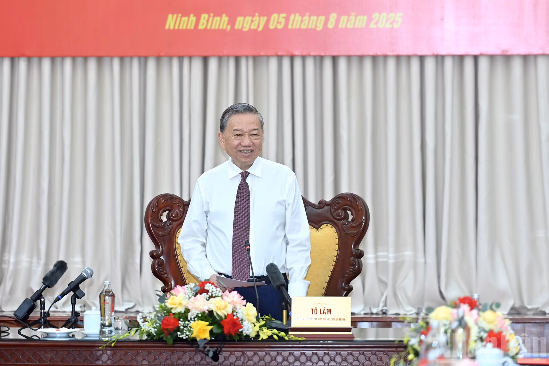ndo_br_a7-bnd-7967.jpg