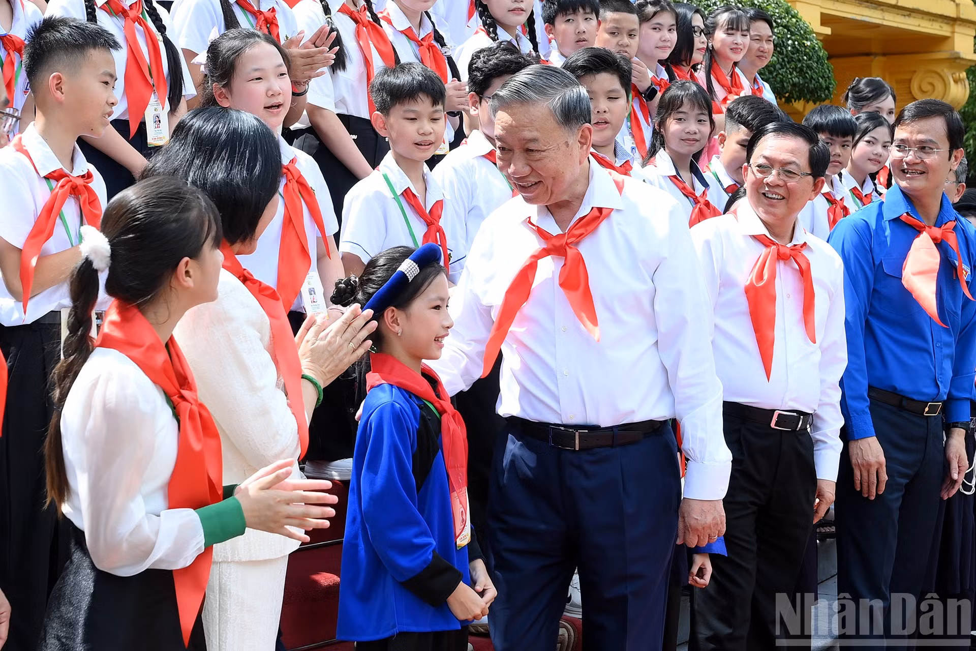 ndo_br_a12-bnd-1277.jpg