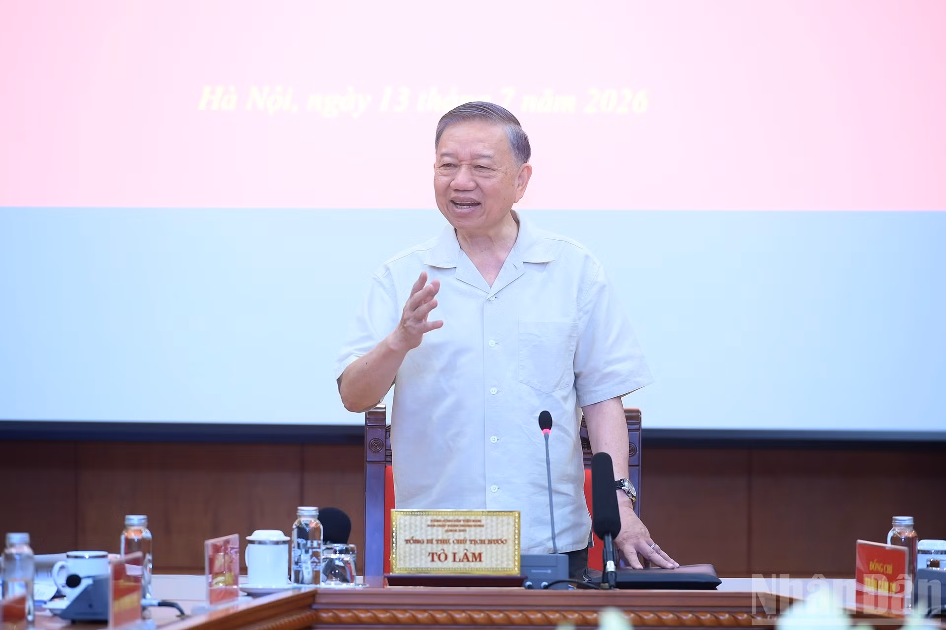 ndo_br_a8-bnd-2183.jpg